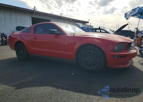 2007 Ford Mustang z USA, uszkodzony, nr VIN 1ZVFT80N075202875